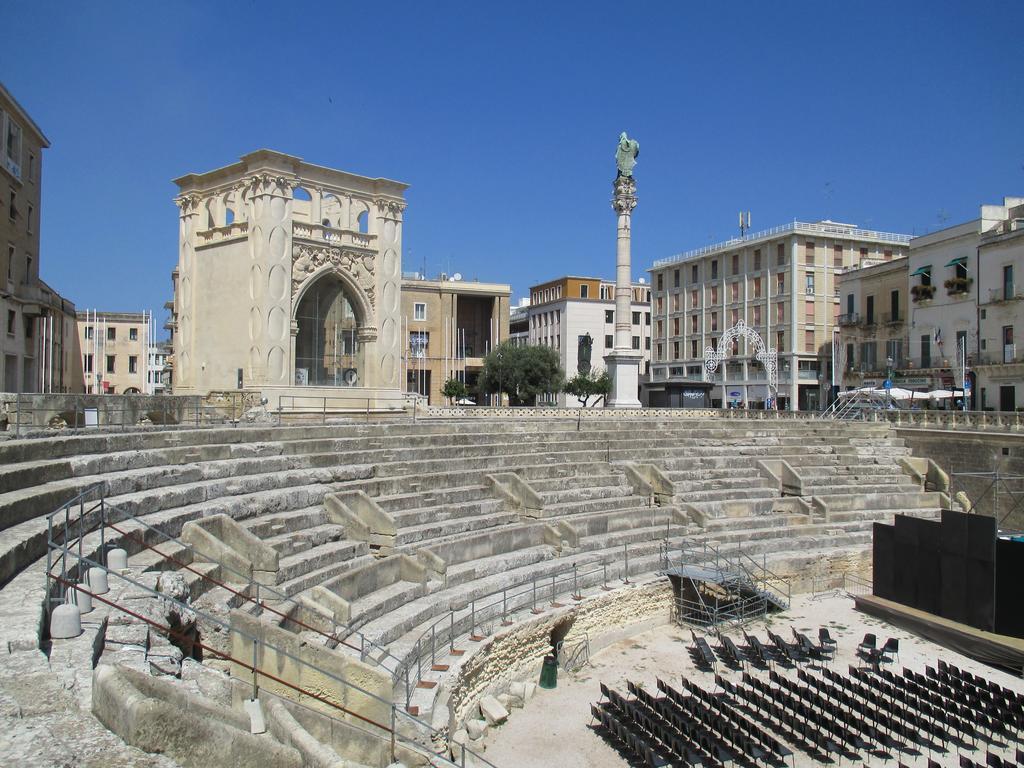 B&B Le Comari Salentine Lecce Exterior foto